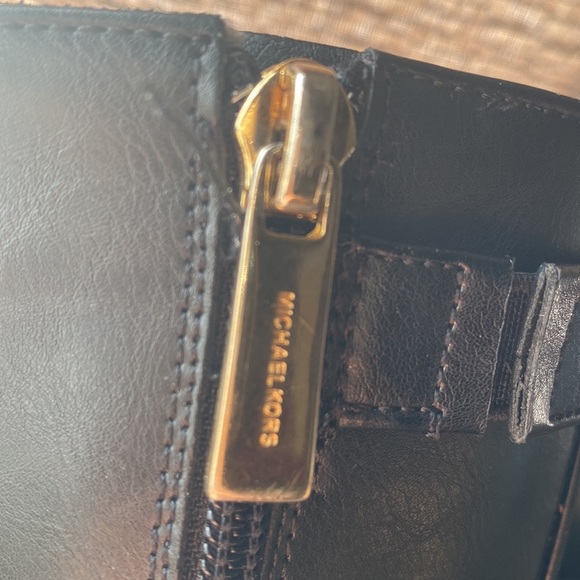 Michael Kors child 7 tall black boots - Picture 5 of 8